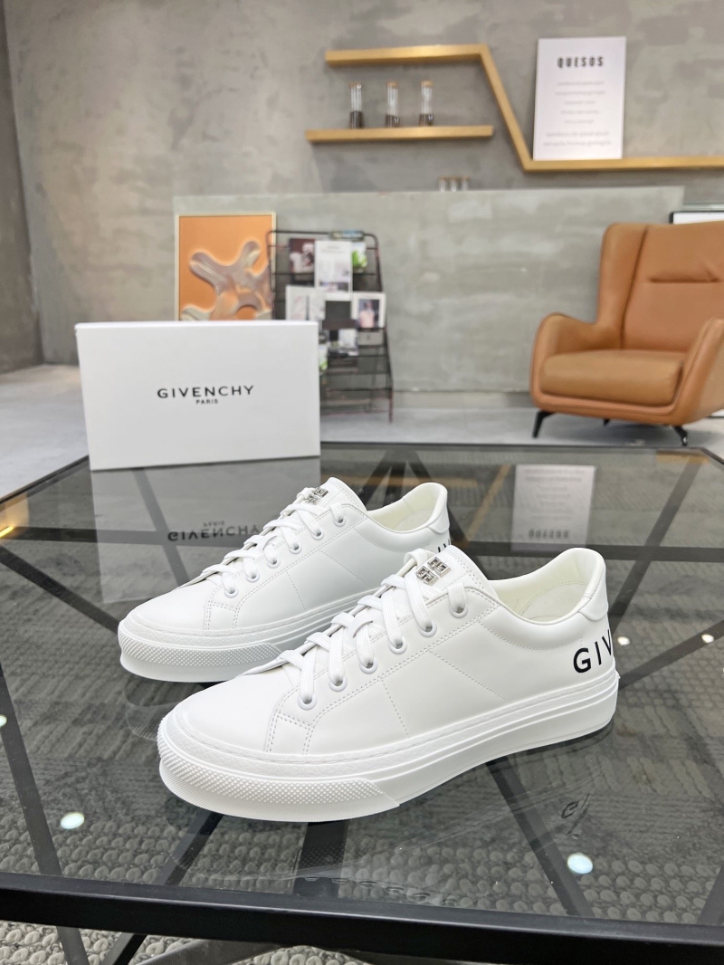 Givenchy Sneakers